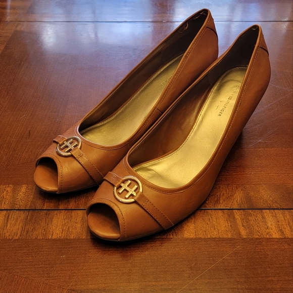 Tommy Hilfiger wedge peep-toe size - Picture 2 of 4